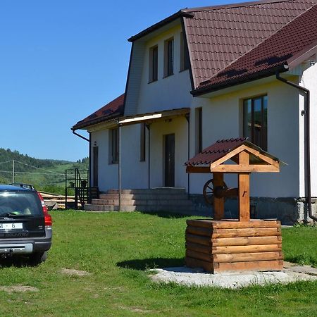U Dvori Hotel Podgorodtsy Bagian luar foto