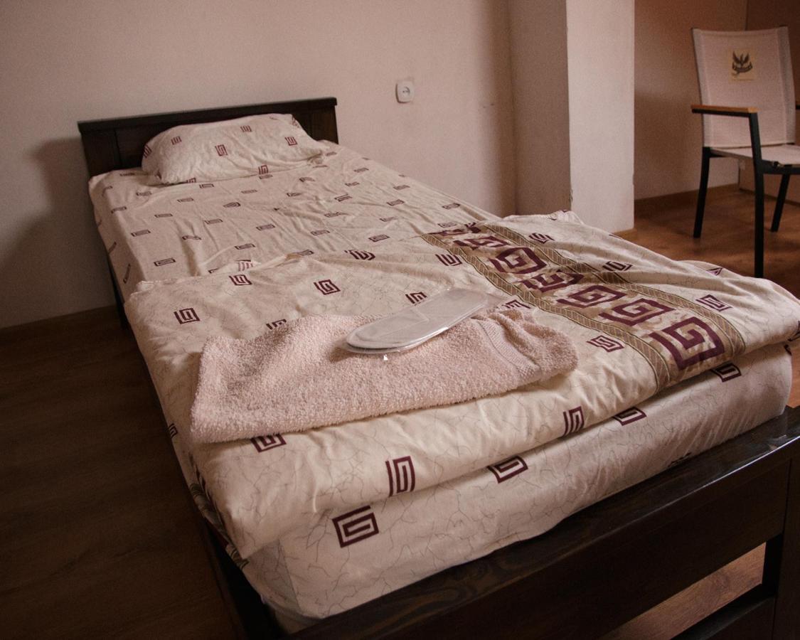 U Dvori Hotel Podgorodtsy Bagian luar foto